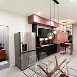 Apartment The Place Budapest