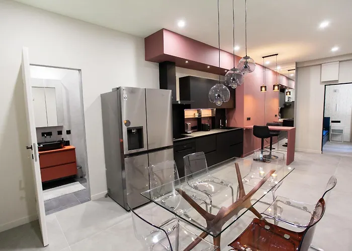 The Place بودابست