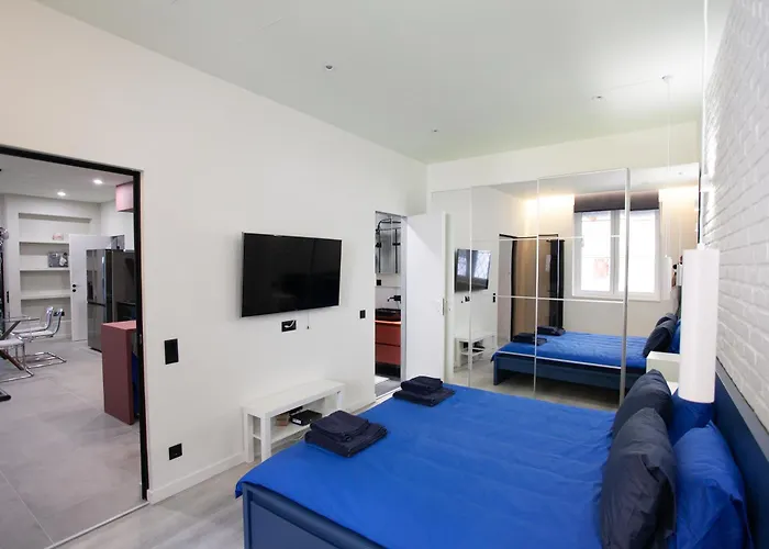 The Place بودابست